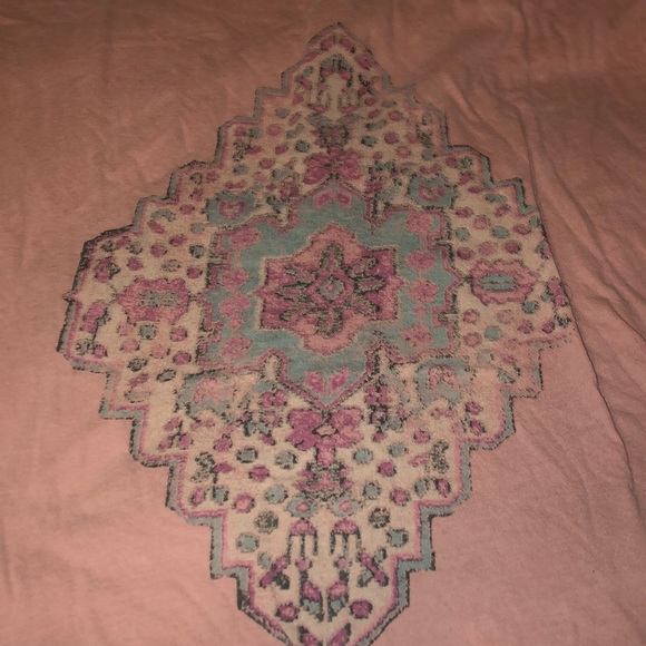 Urban outfitters tee - Picture 2 of 2